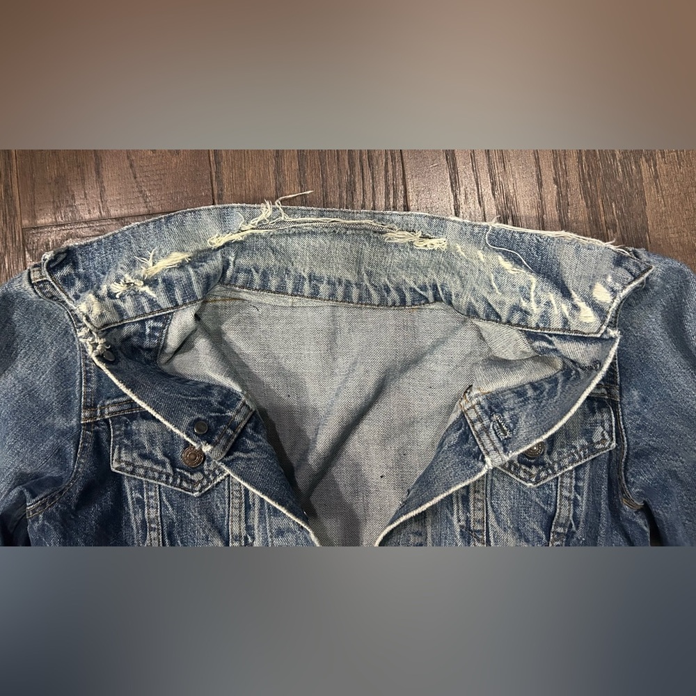 Levi’s Jacket - Picture 12 of 16